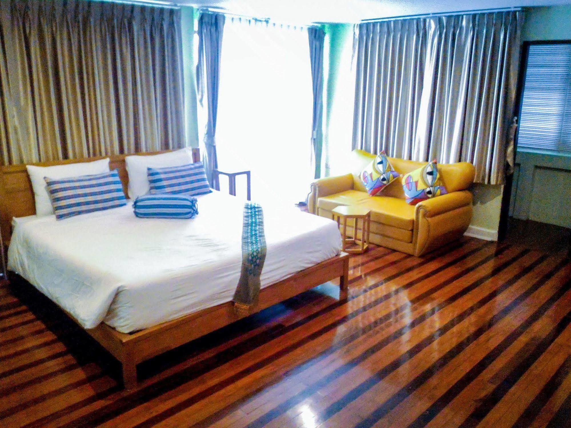 Delio Boutique Hotel Udon Thani Exteriör bild